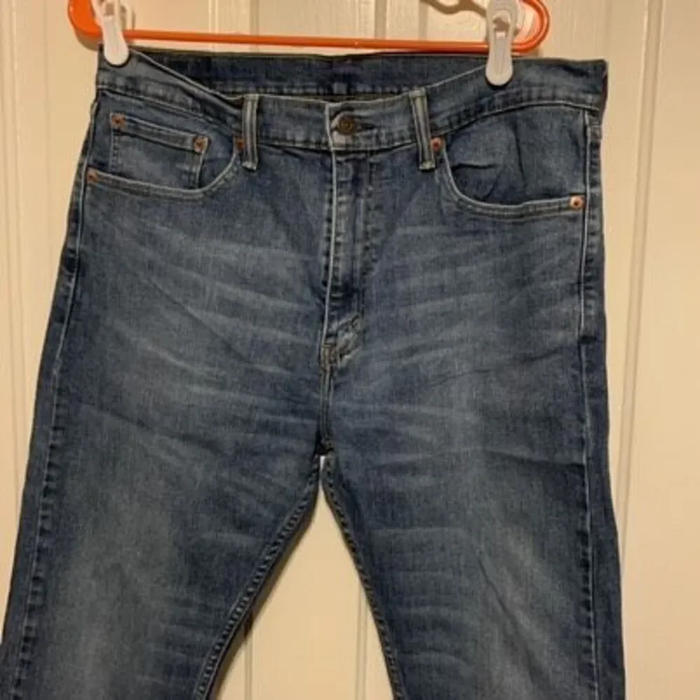 Levi’s 550 Relaxed Size 34x32 Jeans